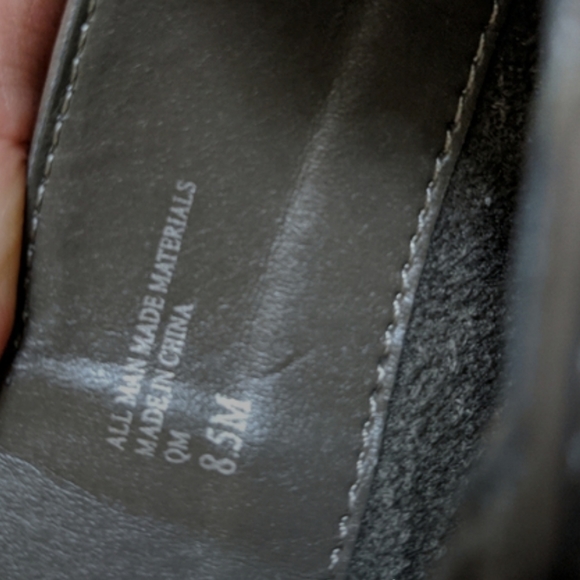 BNWOB Charles David studded Moto boots - Picture 4 of 7